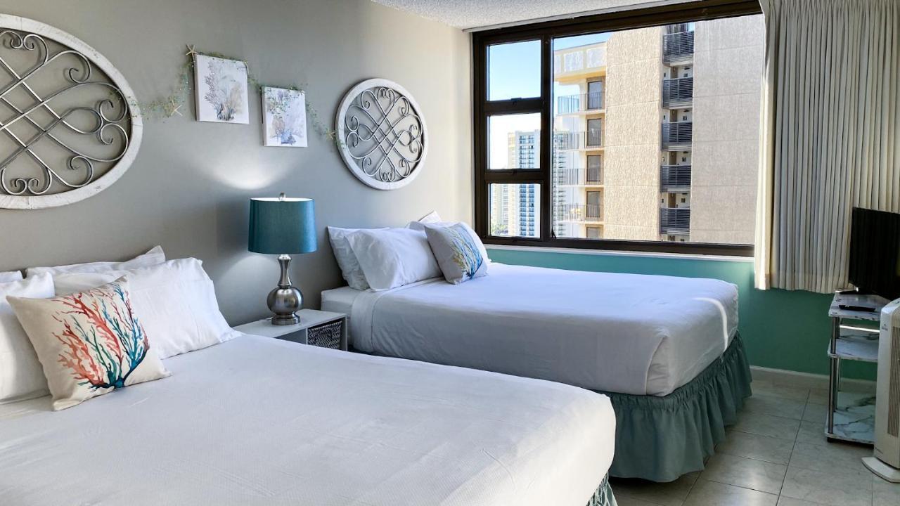 The Makai Suite At The Waikiki Banyan Honolulu Exteriör bild