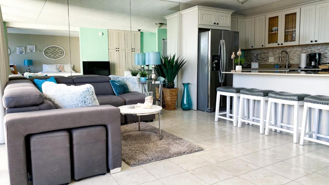 The Makai Suite At The Waikiki Banyan Honolulu Exteriör bild