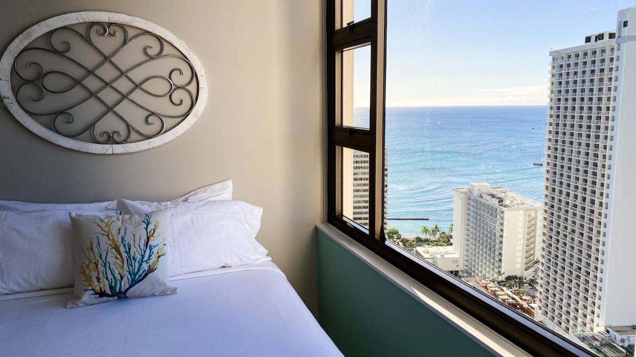 The Makai Suite At The Waikiki Banyan Honolulu Exteriör bild