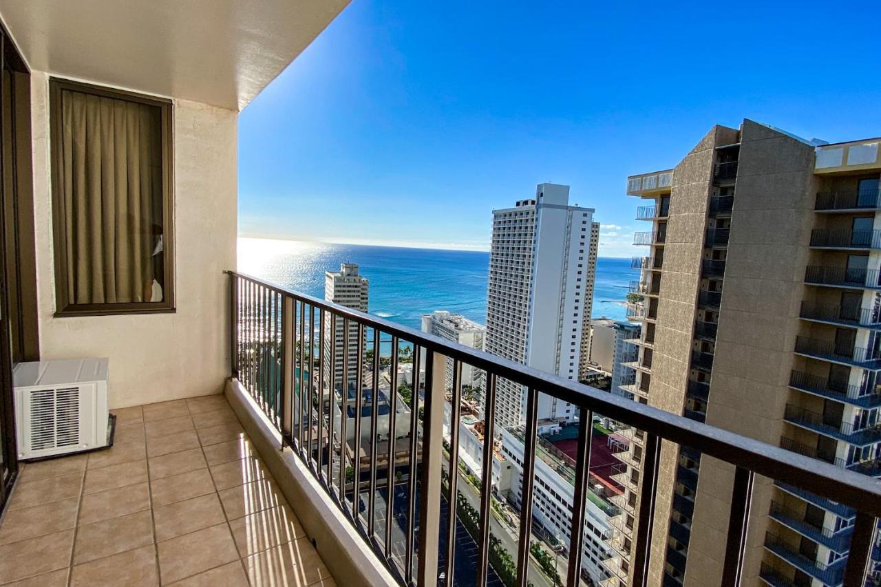 The Makai Suite At The Waikiki Banyan Honolulu Exteriör bild