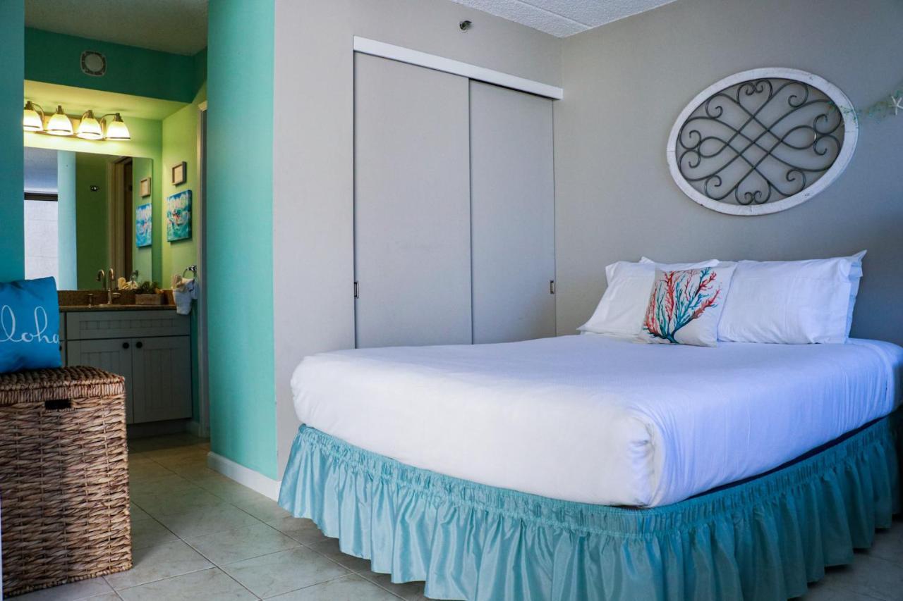 The Makai Suite At The Waikiki Banyan Honolulu Exteriör bild